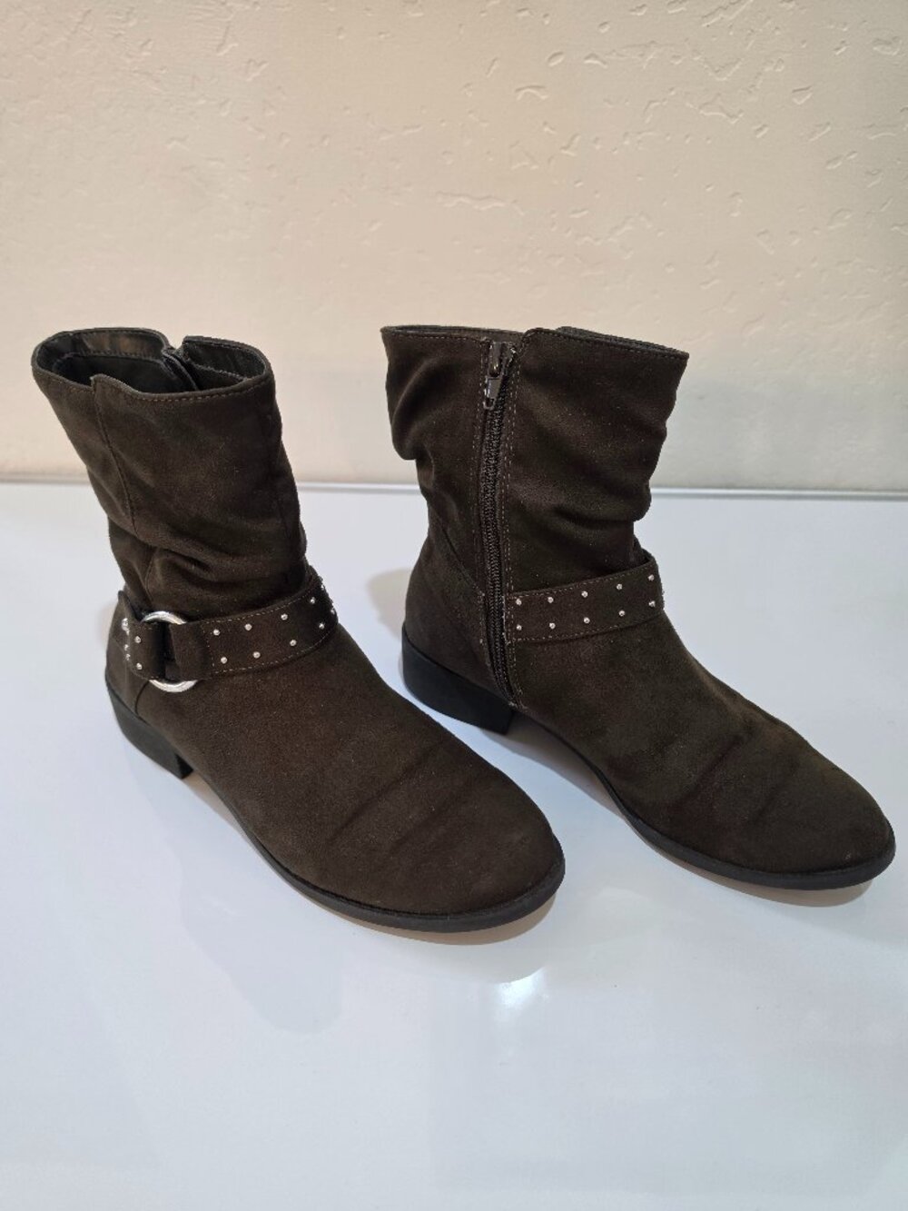 American Eagle Brown Suede Slouchy Ankle Boots Studded Ring Strap Size 7M